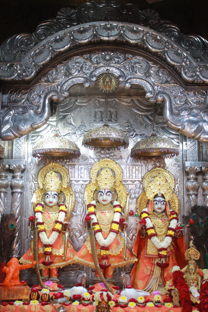 શણગાર દર્શન - મંગળવાર "પ.પૂ. શ્રી વિસામણબાપુની જગ્યા, પ.પૂ. શ્રી શ્રી ૧૦૦૮ મહામંડલેશ્વર નિર્મળાબા, વિહળધામ પાળિયાદ, શ્રાવણ સુદ - ૧૩ તેરસ, વિક્રમ સવંત ૨૦૮૨" Shangar Darshan. Tuesday -Aug- 25/08/2026