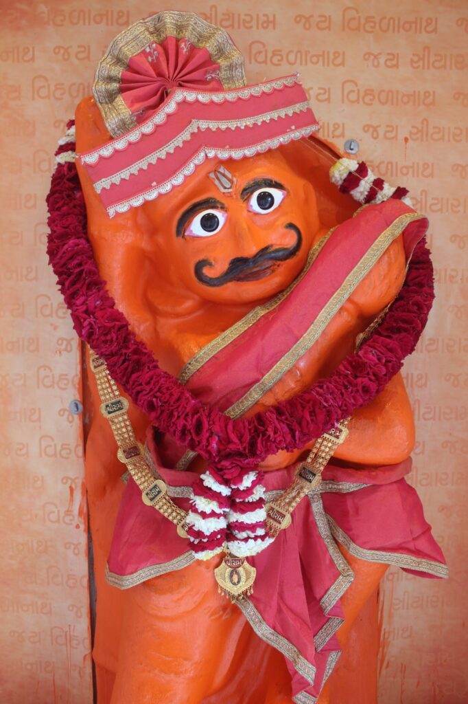 શણગાર દર્શન - બુધવાર "પ.પૂ. શ્રી વિસામણબાપુની જગ્યા, પ.પૂ. શ્રી શ્રી ૧૦૦૮ મહામંડલેશ્વર નિર્મળાબા, વિહળધામ પાળિયાદ, અષાઢ વદ - અમાસ, વિક્રમ સવંત ૨૦૮૨" Shangar Darshan. Wednesday -Aug- 12/08/2026